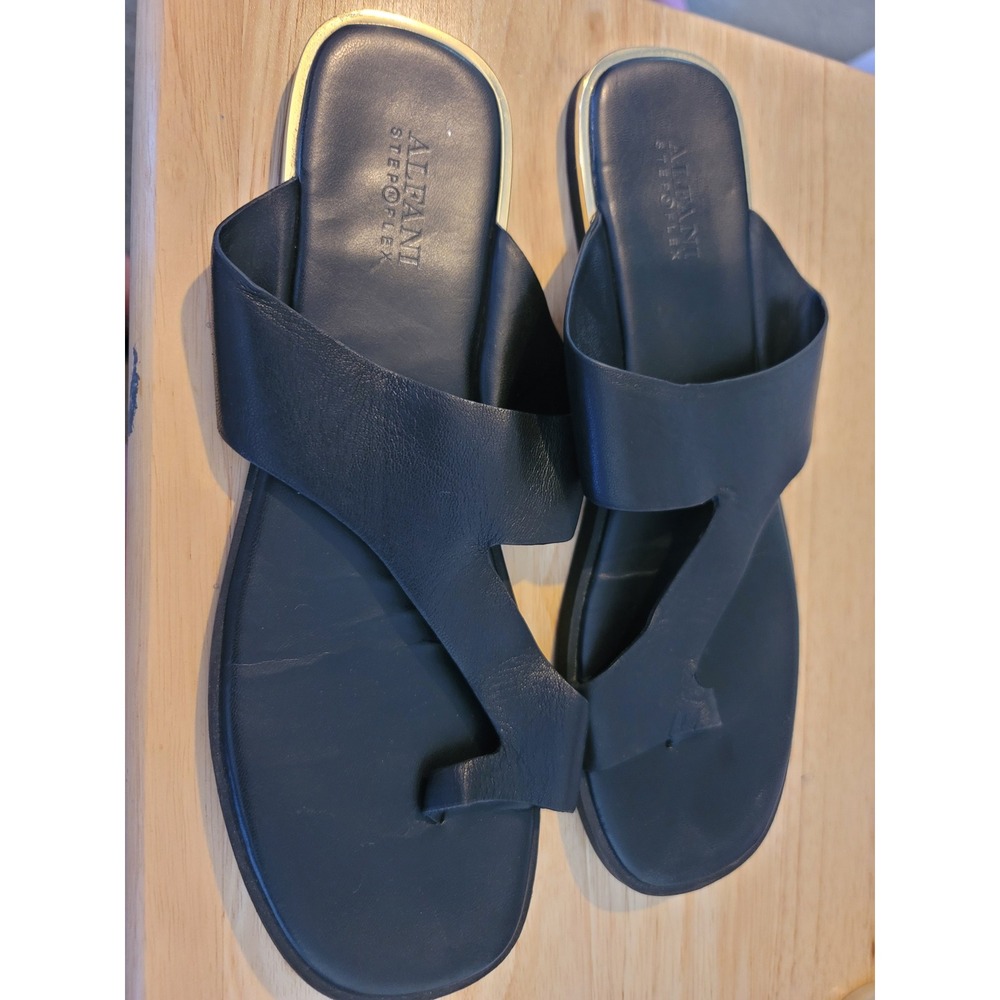 Alfani Step N Flex Black Leather Thong Sandals Women's Size‎ 11M